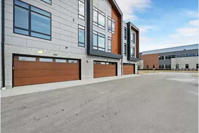 1077 Brookwood Drive, Green Bay, WI 54304 - Photo 64