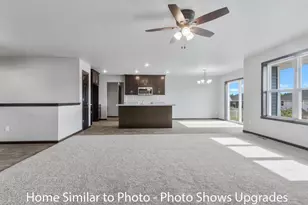 1268 Putnam Dr, Pulaski, WI 54162 - Photo 6