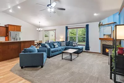 3317 Buchanan Road, Kaukauna, WI 54130 - Photo 8
