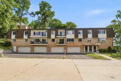 10 Green Bay Court #205, Appleton, WI 54911 - Photo 1