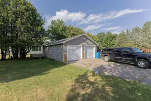 650 Schabow St, Gresham, WI 54128 - Photo 4