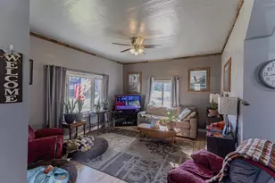 650 Schabow St, Gresham, WI 54128 - Photo 8
