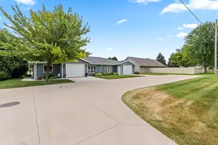 1051 Main St, Wrightstown, WI 54180 - Photo 68