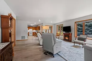 1051 Main St, Wrightstown, WI 54180 - Photo 18