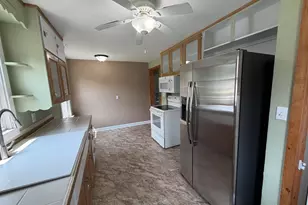 512 Fairview Way, Shawano, WI 54166 - Photo 6