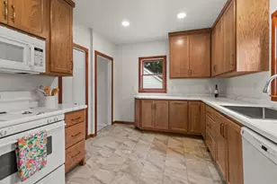 120 E Commercial St, Appleton, WI 54911 - Photo 18