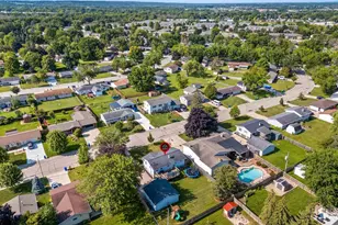 2459 Robinson Ave, Green Bay, WI 54311 - Photo 50