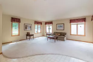 2507 N Lisa St, Appleton, WI 54914 - Photo 4