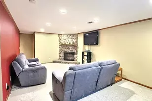 1821 Ohio St, Oshkosh, WI 54902 - Photo 14