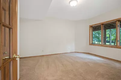 2941 S Telemark Circle, Green Bay, WI 54313 - Photo 38