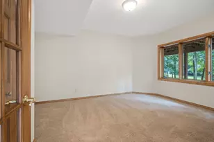 2941 S Telemark Cir, Green Bay, WI 54313 - Photo 38