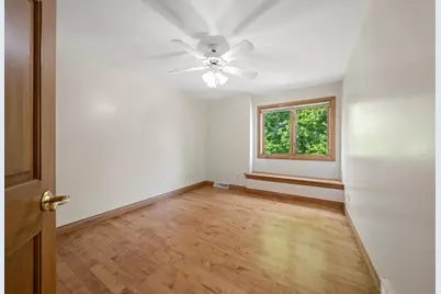 2941 S Telemark Circle, Green Bay, WI 54313 - Photo 32