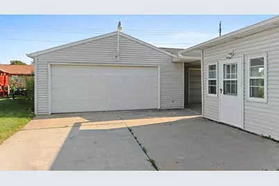 1926 Hillview Drive, Green Bay, WI 54202 - Photo 56