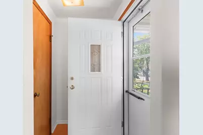 1926 Hillview Drive, Green Bay, WI 54202 - Photo 2