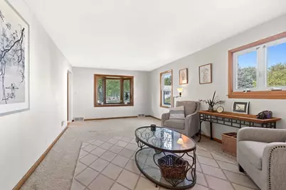1926 Hillview Drive, Green Bay, WI 54202 - Photo 4