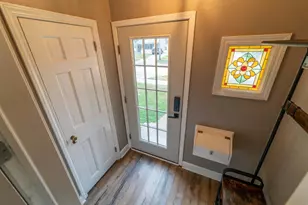 1314 W Pine St, Appleton, WI 54914 - Photo 2