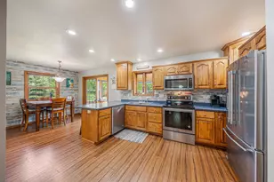 1428 N 12th Pl, Sturgeon Bay, WI 54235 - Photo 10