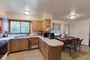 W7310 Hillside Dr, Shawano, WI 54166 - Photo 6