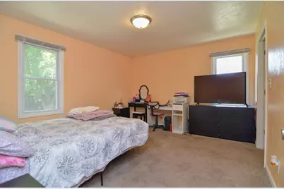 816 E Harrison Street, Appleton, WI 54915 - Photo 16