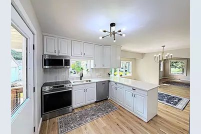 1415 W Washington Street, Appleton, WI 54914 - Photo 8