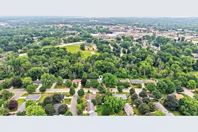 1698 Beaver Dam Drive, Green Bay, WI 54304 - Photo 32
