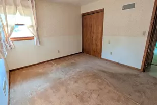 285 Oak St, Berlin, WI 54923 - Photo 38