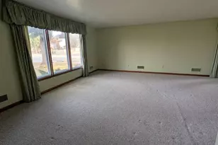285 Oak St, Berlin, WI 54923 - Photo 12