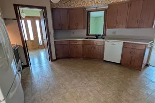 285 Oak St, Berlin, WI 54923 - Photo 18