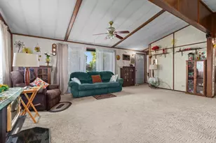 W6576 Manitowoc Rd, Menasha, WI 54952 - Photo 20