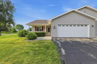 120 Southlake Circle, Fond du Lac, WI 54935 - Photo 16