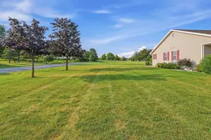 120 Southlake Cir, Fond du Lac, WI 54935 - Photo 18