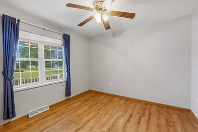 120 Southlake Circle, Fond du Lac, WI 54935 - Photo 12