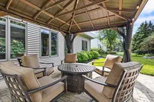 236 E Thornbrook Ln, Appleton, WI 54913 - Photo 52