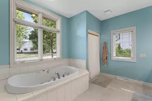 236 E Thornbrook Ln, Appleton, WI 54913 - Photo 30
