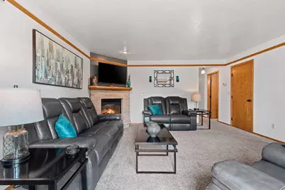 931 Gerard Drive, Green Bay, WI 54302 - Photo 4