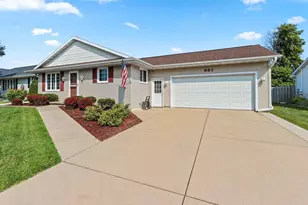 931 Gerard Dr, Green Bay, WI 54302 - Photo 46