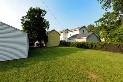 115 E Irving Avenue, Oshkosh, WI 54901 - Photo 26