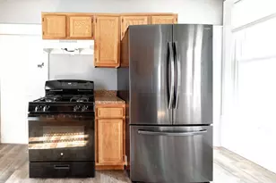 115 E Irving Ave, Oshkosh, WI 54901 - Photo 10