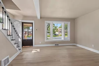 1457 Cedar Street, Green Bay, WI 54302 - Photo 6