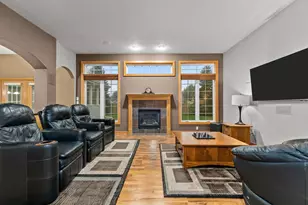 4013 E Benvalley Dr, Appleton, WI 54913 - Photo 8