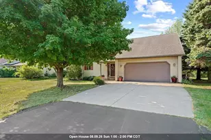2875 Westmoor Rd, Oshkosh, WI 54904 - Photo 1