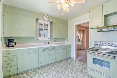 822 Winford Avenue, Green Bay, WI 54303 - Photo 8