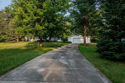 N6644 S 6th Street, Crivitz, WI 54114 - Photo 4