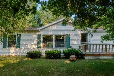 N6644 S 6th Street, Crivitz, WI 54114 - Photo 2