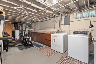 1254 April Ln, Green Bay, WI 54304 - Photo 48