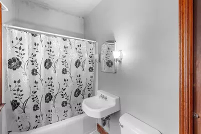 1435 E Mason Street, Green Bay, WI 54301 - Photo 10