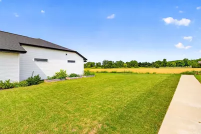 578 Pauls Place, Oshkosh, WI 54904 - Photo 46