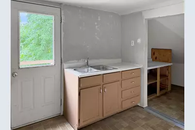 635 Elm Street, Omro, WI 54963 - Photo 12