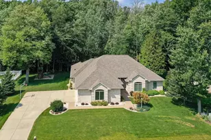 1184 Pleasant Valley Dr, Oneida, WI 54155 - Photo 46