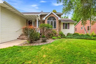 1569 Redstone Trail, Green Bay, WI 54313 - Photo 2